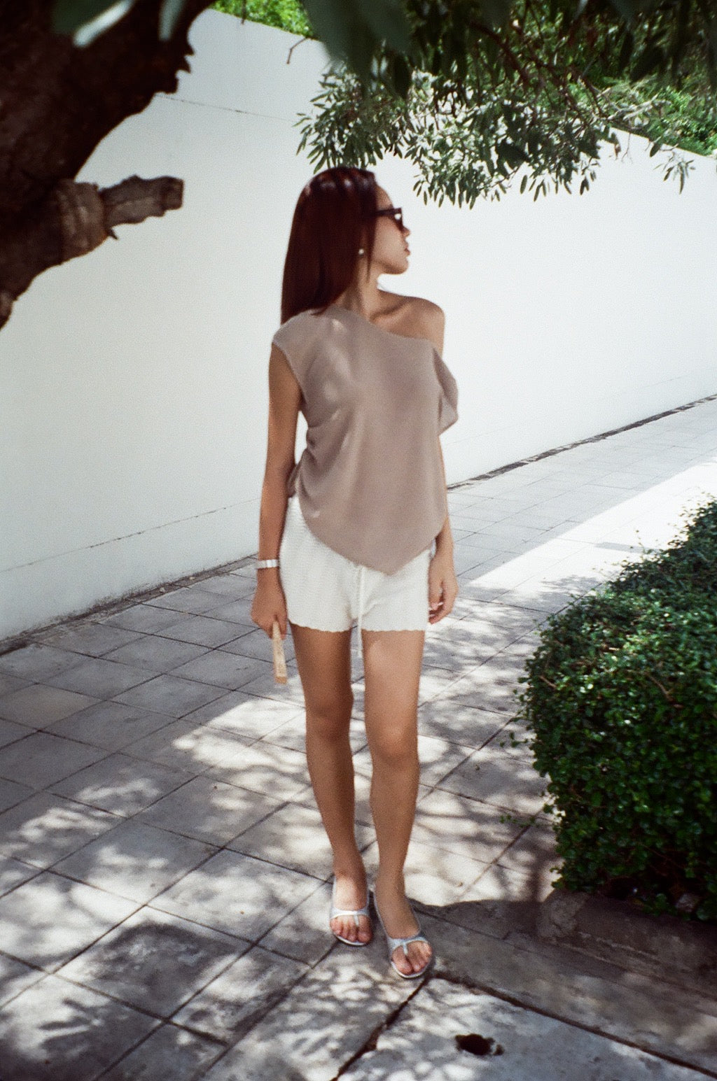 Sunblind Asymmetrical Top